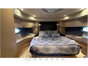 Princess Yachts V65 MKII