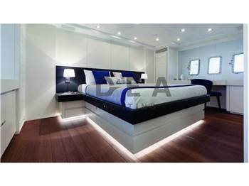 Overmarine Mangusta 80