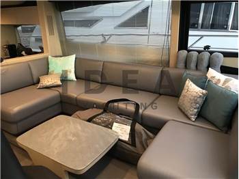 Princess Yachts S65
