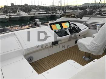 Princess Yachts S65