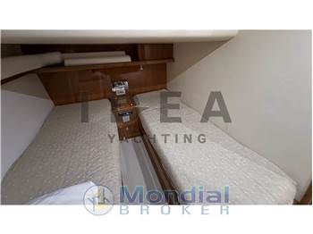 Bertram Yacht 450 Convertible