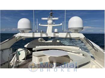 Ferretti Yachts 761