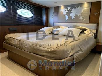Princess Yachts 82