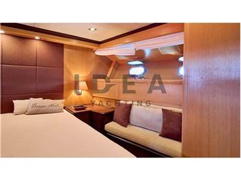 Overmarine Mangusta 72 Open