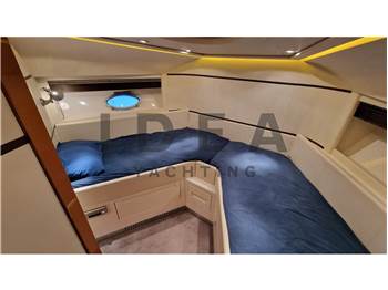 Pershing 62