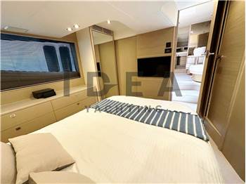 Princess Yachts V50 Open
