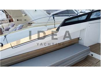 Evo Yachts 43