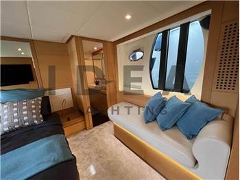 Pershing Pershing 64'