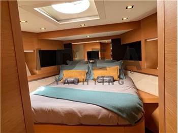 Pershing Pershing 64'
