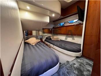 Pershing 50