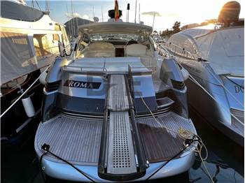 Pershing 50
