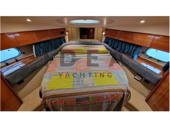 Princess Yachts 56 Fly