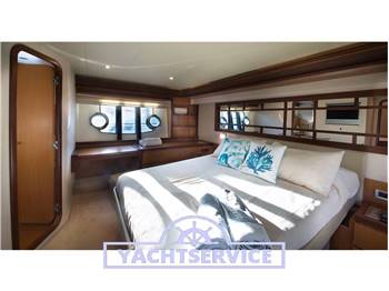 Ferretti 630