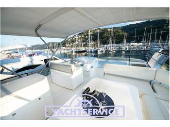 Ferretti 630