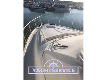 Ferretti Yarding Yacht 42 Fly