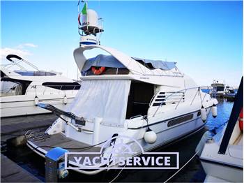 Fairline Squadron 43 Fly
