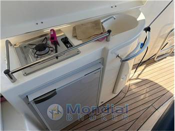 BAVARIA 38 SPORT