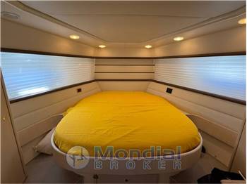 Cantieri di Baia 48 flash