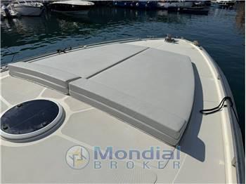 Cantieri di Baia 48 flash