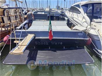 Magnum Marine 53