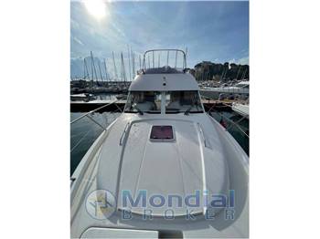 Jeanneau Prestige 32