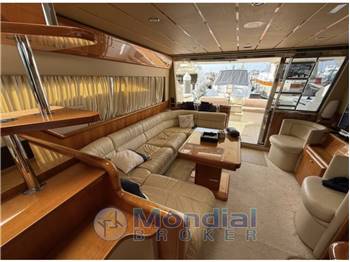 FERRETTI 530 FLY