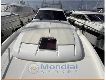 FERRETTI 530 FLY