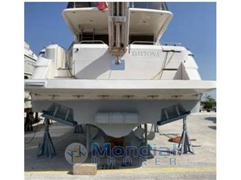 Fairline Squadron 62