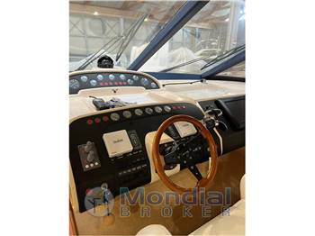Fairline Squadron 62