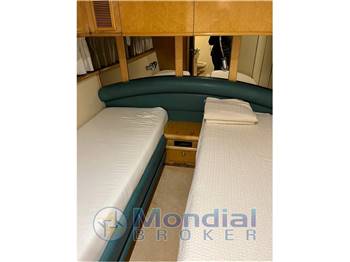 Fairline Squadron 62