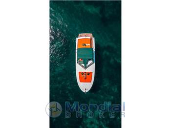 MAGNUM MARINE 35