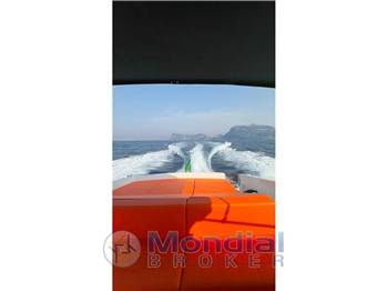 MAGNUM MARINE 35