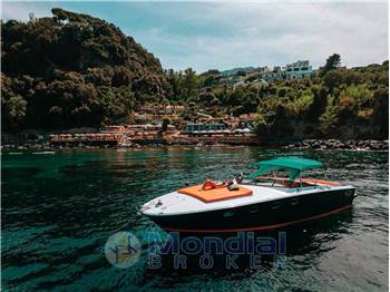 MAGNUM MARINE 35