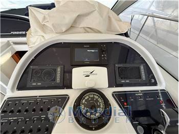 Pershing 43