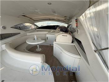 Pershing 43