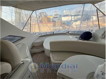 Pershing 43
