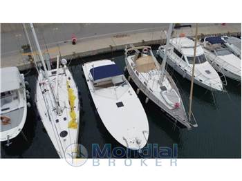 MAGNUM MARINE 38