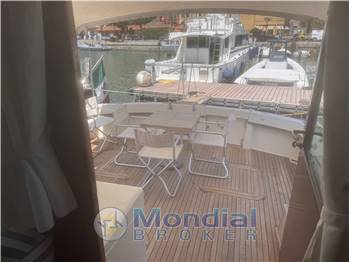 HATTERAS 52 C