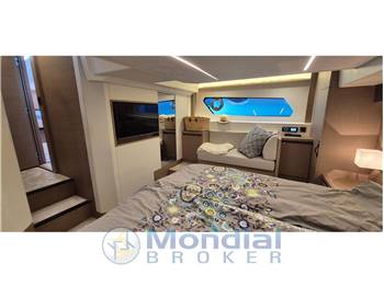 PRESTIGE 460 FLY