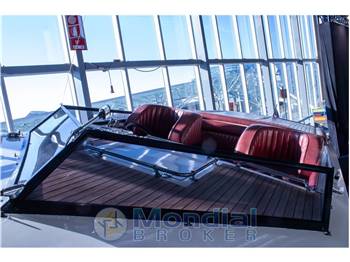 CIGARETTE mistress 35