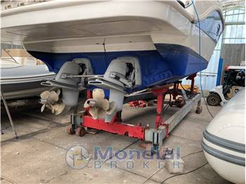 Cantieri dell’ est IPERBOLE 32