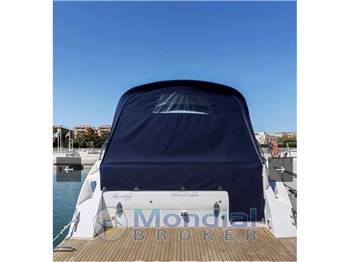 Cantieri dell’ est IPERBOLE 32