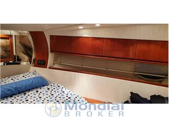 pershing 48