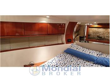 pershing 48