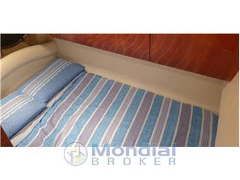 pershing 48