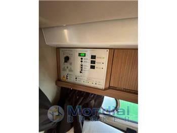 Azimut Atlantis 34