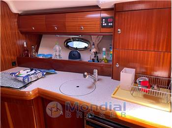 Bavaria 37 HT