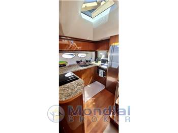 Princess Yachts V78