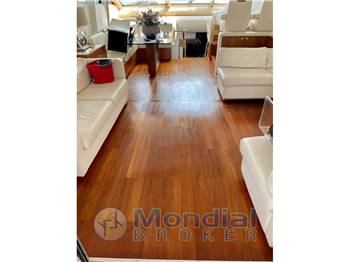 Princess Yachts V78