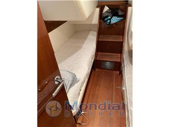 Princess Yachts V78